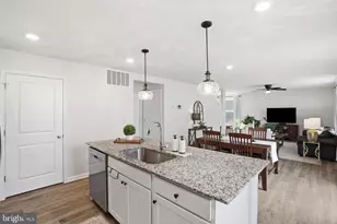 35623 Pine Needle Ln, Locust Grove, VA 22508 - Photo 17