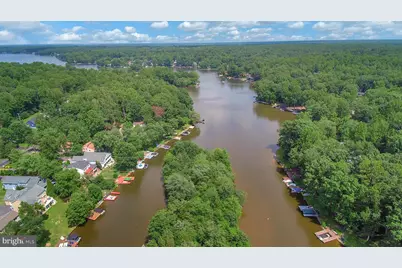 1915 Lakeview Parkway, Locust Grove, VA 22508 - Photo 11