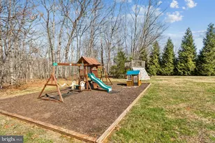 8174 Black Walnut Run Rd, Rhoadesville, VA 22542 - Photo 17