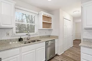 705 Monticello Cir, Locust Grove, VA 22508 - Photo 7