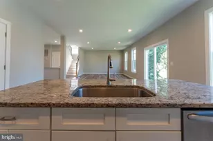 136 S Almond St, Orange, VA 22960 - Photo 23