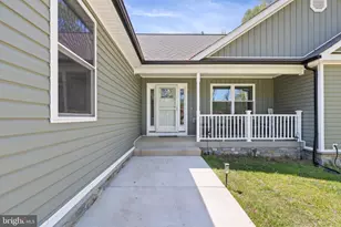 1906 Lakeview Pkwy, Locust Grove, VA 22508 - Photo 5