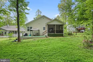 2602 Lakeview Pkwy, Locust Grove, VA 22508 - Photo 33