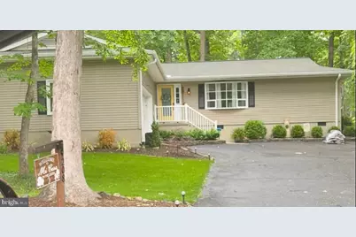 208 Sand Trap Lane, Locust Grove, VA 22508 - Photo 1