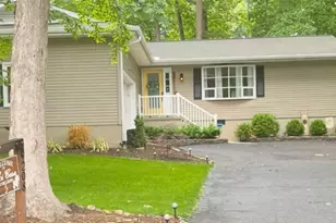 208 Sand Trap Ln, Locust Grove, VA 22508 - Photo 1
