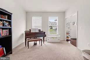 2446 Towering Oak Ct, Locust Grove, VA 22508 - Photo 9
