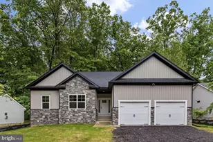 1109 Lakeview Pkwy, Locust Grove, VA 22508 - Photo 1