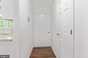 1217 Lakeview Pkwy, Locust Grove, VA 22508 - Photo 5