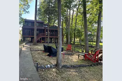 1917 Lakeview Parkway, Locust Grove, VA 22508 - Photo 3