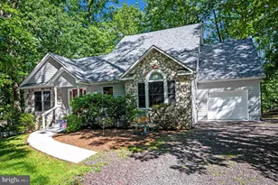300 Edgehill Dr, Locust Grove, VA 22508 - Photo 3