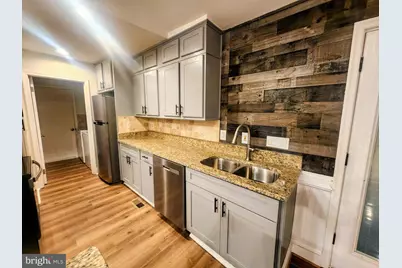 105 Beachside Cove, Locust Grove, VA 22508 - Photo 5