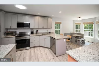 708 Eastover Pkwy, Locust Grove, VA 22508 - Photo 17