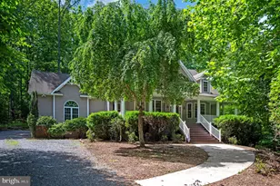 909 Eastover Pkwy, Locust Grove, VA 22508 - Photo 3
