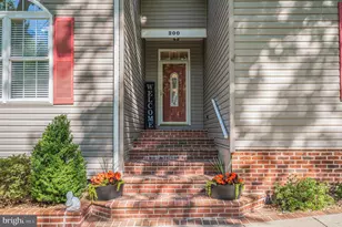 200 Monticello Cir, Locust Grove, VA 22508 - Photo 9