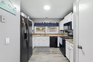 1353 Lakeview Pkwy, Locust Grove, VA 22508 - Photo 15