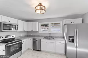 354 Berry St, Orange, VA 22960 - Photo 7