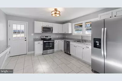 354 Berry Street, Orange, VA 22960 - Photo 5