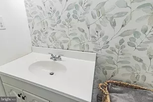 207 Madison Cir, Locust Grove, VA 22508 - Photo 17
