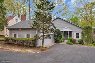 141 Larkspur Ln, Locust Grove, VA 22508 - Photo 7