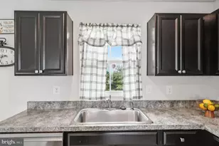 35282 Sara Ct, Locust Grove, VA 22508 - Photo 17