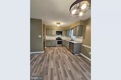 718 Lakeview Parkway, Locust Grove, VA 22508 - Photo 3