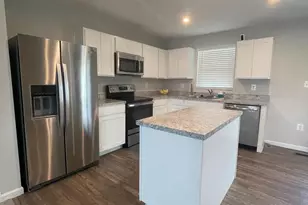 35175 Sara Ct, Locust Grove, VA 22508 - Photo 3