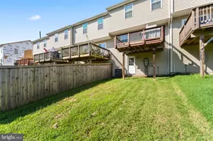35164 Sara Ct, Locust Grove, VA 22508 - Photo 7