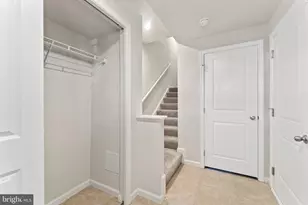 35164 Sara Ct, Locust Grove, VA 22508 - Photo 9