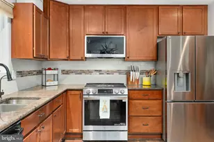 319 Birchside Circle E, Locust Grove, VA 22508 - Photo 17