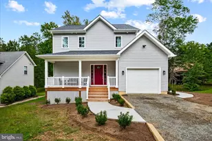 407 Mt Pleasant Dr, Locust Grove, VA 22508 - Photo 1