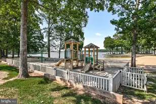 407 Mt Pleasant Dr, Locust Grove, VA 22508 - Photo 37