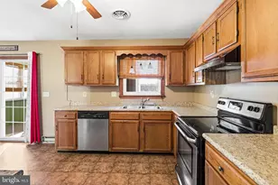 323 Westlu Dr, Luray, VA 22835 - Photo 5