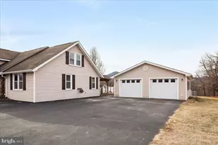 961 W Main St, Stanley, VA 22851 - Photo 37