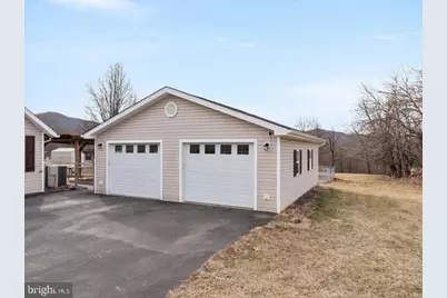 961 W Main Street, Stanley, VA 22851 - Photo 41