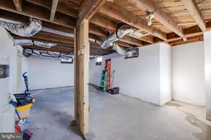 296 W Main St, Stanley, VA 22851 - Photo 31