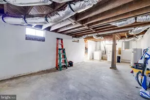 296 W Main St, Stanley, VA 22851 - Photo 33