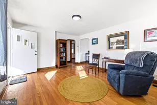 296 W Main St, Stanley, VA 22851 - Photo 15