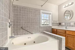 115 E Page St, Luray, VA 22835 - Photo 9