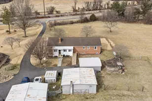 1596 US Hwy 211 E Bsn, Luray, VA 22835 - Photo 59