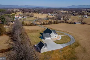 215 Forrest Dr, Luray, VA 22835 - Photo 89