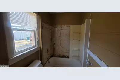 11 Bristol Avenue, Luray, VA 22835 - Photo 13