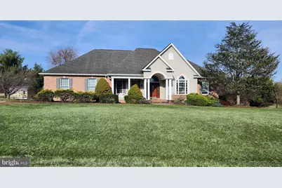 400 Beall Avenue, Luray, VA 22835 - Photo 1