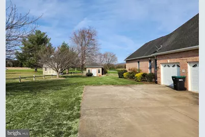 400 Beall Avenue, Luray, VA 22835 - Photo 3