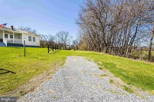 160 Honeysuckle Ln, Stanley, VA 22851 - Photo 7