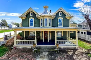 138 E Main St, Luray, VA 22835 - Photo 1