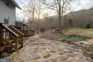 1131 Page Valley Rd, Luray, VA 22835 - Photo 15