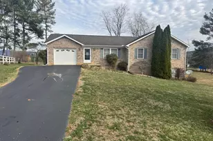 5 Hite Ct, Luray, VA 22835 - Photo 1