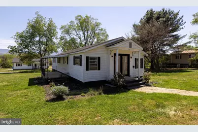 411 Fourth Street, Luray, VA 22835 - Photo 1