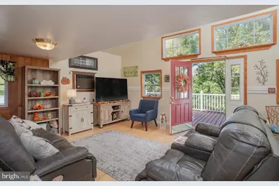 279 Helms Road, Stanley, VA 22851 - Photo 5
