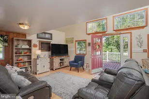 279 Helms Rd, Stanley, VA 22851 - Photo 5